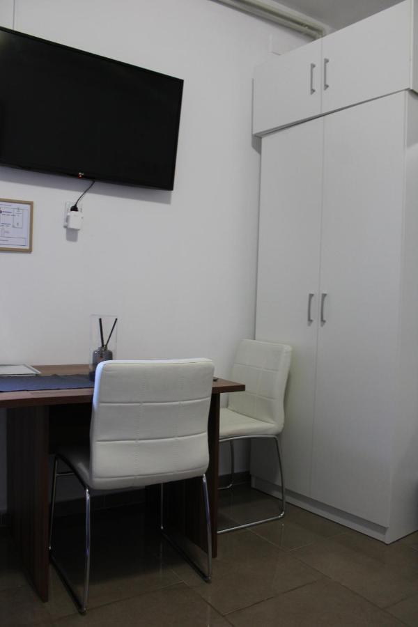 Studio Apartman Hinko Dakovo Luaran gambar