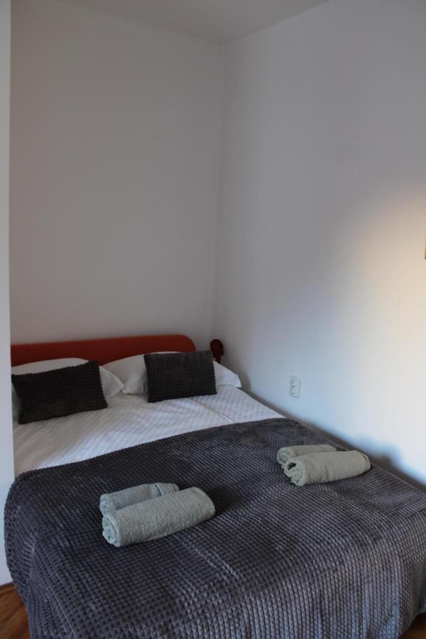 Studio Apartman Hinko Dakovo Luaran gambar